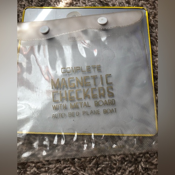 Vintage Metal Checkers Board & Magnetic Chips- Perfect for Auto, Bed, Plane - Picture 4 of 6